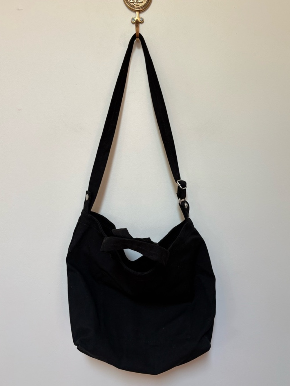 NWT BAGGU Horizontal Zip Duck Bag - Picture 14 of 14